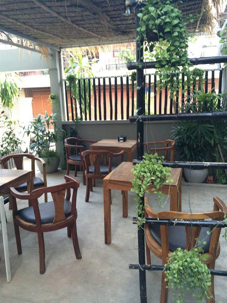 The Flora Boutique Hotel Phnom Penh Exterior photo